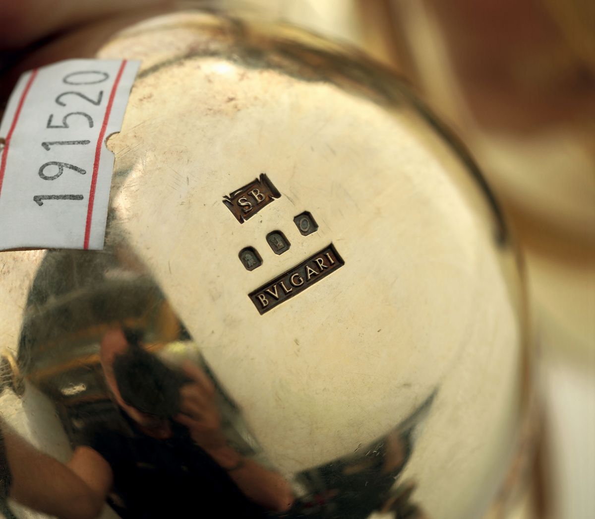 Samovar in Argento Fuso, Sbalzato, Cesellato e Dorato, Maison Bulgari, Manifattura Londinese del ...