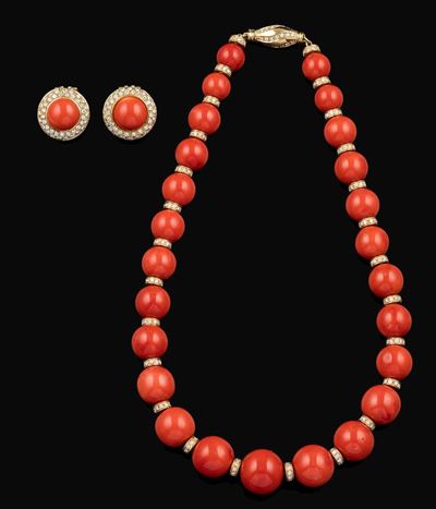 Demi-parure Composta da Girocollo ed Orecchini con Corallo e Diamanti