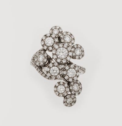 Anello con Diamanti Taglio Brillante per Ct 2,95