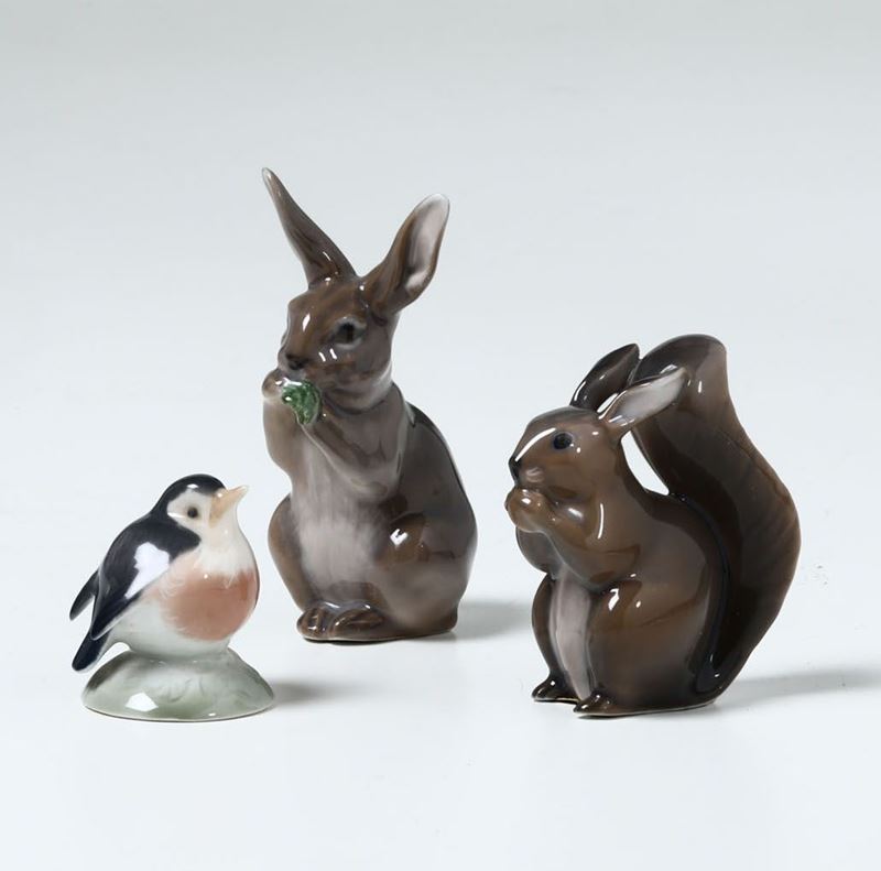 Tre figurine di animali Danimarca, Manifattura Royal Copenhagen, fine XIX - inizio XX secolo  - Auction Ceramics and Antiquities - Cambi Casa d'Aste