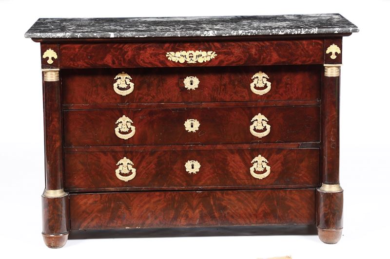 Cassettone Impero impiallacciato in legno di mogano, XIX secolo  - Auction Furniture | Cambi Time - Cambi Casa d'Aste