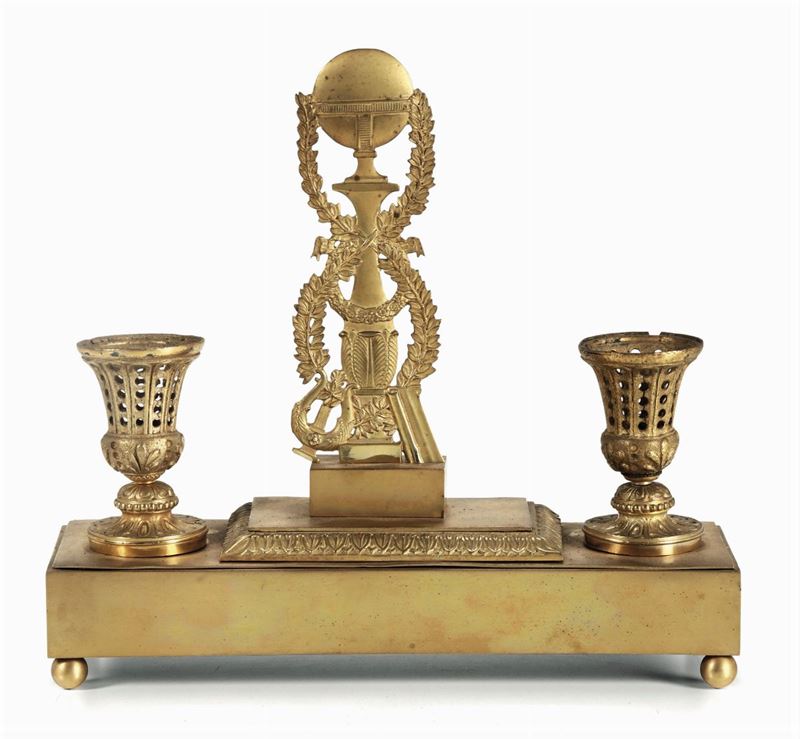 Calamaio di bronzo dorato e cesellato, XIX-XX secolo  - Asta Antiquariato - Cambi Casa d'Aste