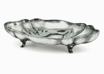 Centrotavola Ovale Sagomato in Argento Fuso, Germania XX Secolo
