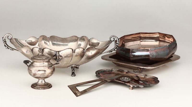 Lotto di oggetti vari in argento  - Auction Fine Art - Cambi Casa d'Aste