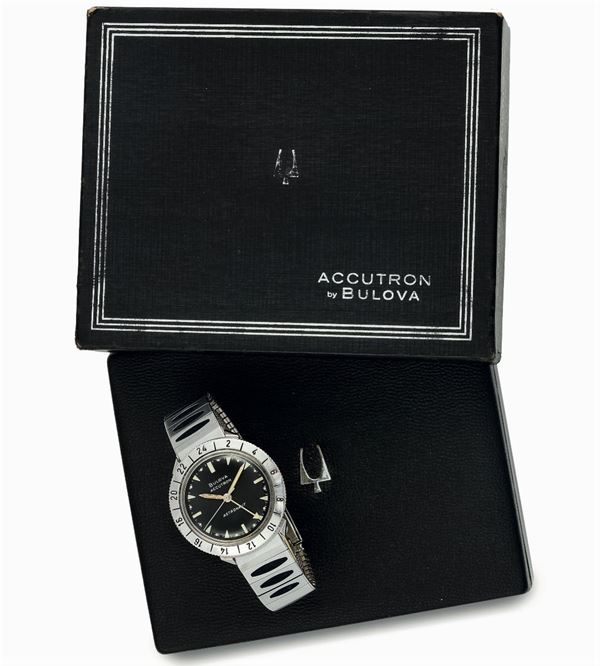 Bulova, Accutron, Astronaut, case No.C67568. Made in 1965. Fine and rare, center seconds, water-resistant, stainless steel electronic wristwatch with 24 hour bezel and hand. Accompanied by the original box and battery