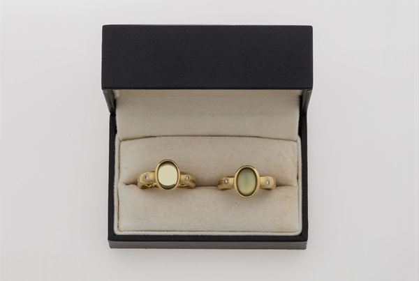 Pair of gold rings. Signed H.Stern. Fitted case