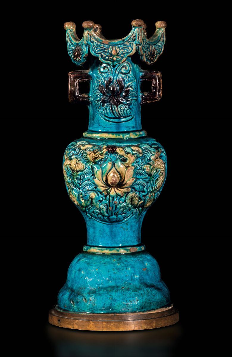 A grès element, China, Ming Dynasty (14-17th century)  - Auction Fine Chinese Works of Art - Cambi Casa d'Aste