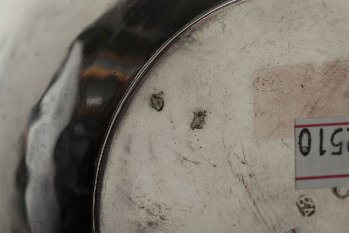Cuccuma in Argento Fuso, Sbalzato e Cesellato Ambito Veneto del XVIII Secolo, Bolli Non Identific...