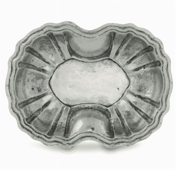 A silver basin, Italy, 1800s