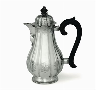Caffettiera in Argento Fuso, Sbalzato e Cesellato Probabilmente Germania, Seconda Metà del XVIII ...