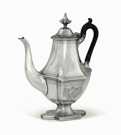 Caffettiera in Argento Fuso, Sbalzato e Cesellato Londra 1847, Argentiere I.s.h (non Identificato...