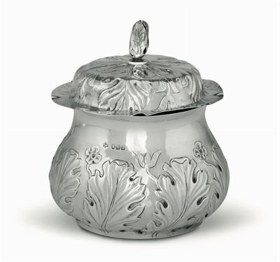 Zuccheriera in Argento Fuso e Cesellato Londra 1899