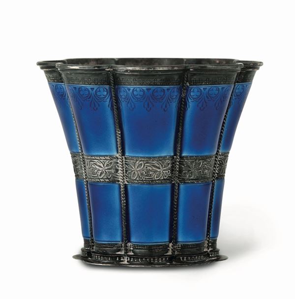 A blue vase, 1900s