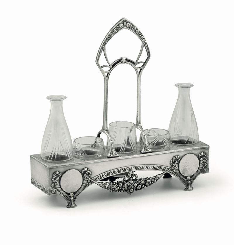 A cruet stand, Europe, 1900s  - Auction Collectors' Silvers | 20th Century - I - Cambi Casa d'Aste