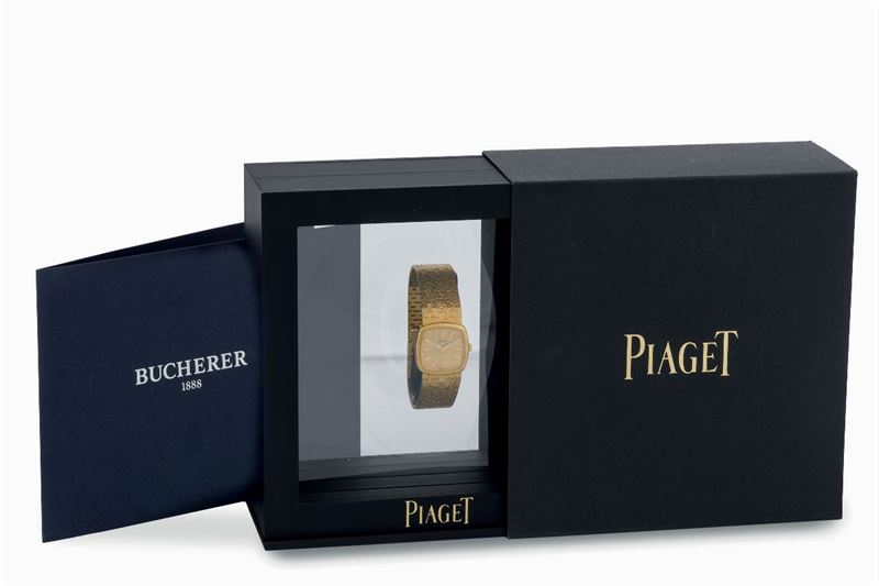 Piaget, Ref. 9232. Fine and elegant, 18K yellow gold lady's wristwatch with an integral 18K  gold Piaget bracelet. Accompanied by a Piaget box and a Bucherer service Warranty dated January 2019.  - Auction wrist and pocket watches - Cambi Casa d'Aste