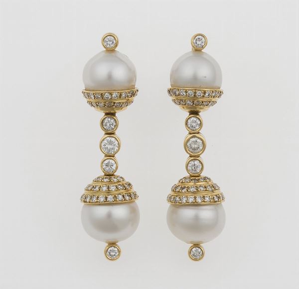Orecchini pendenti con perle e diamanti