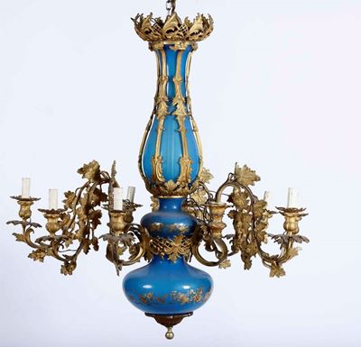 Lampadario in Bronzo Dorato e Vetro Blu Decorato in Oro