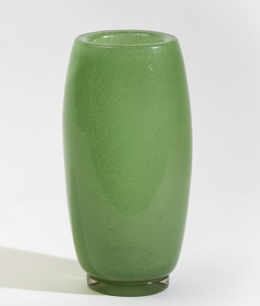 Carlo Scarpa, Vaso Venini “Bollicine”, Murano, vetro soffiato verde giada (circa 1932)