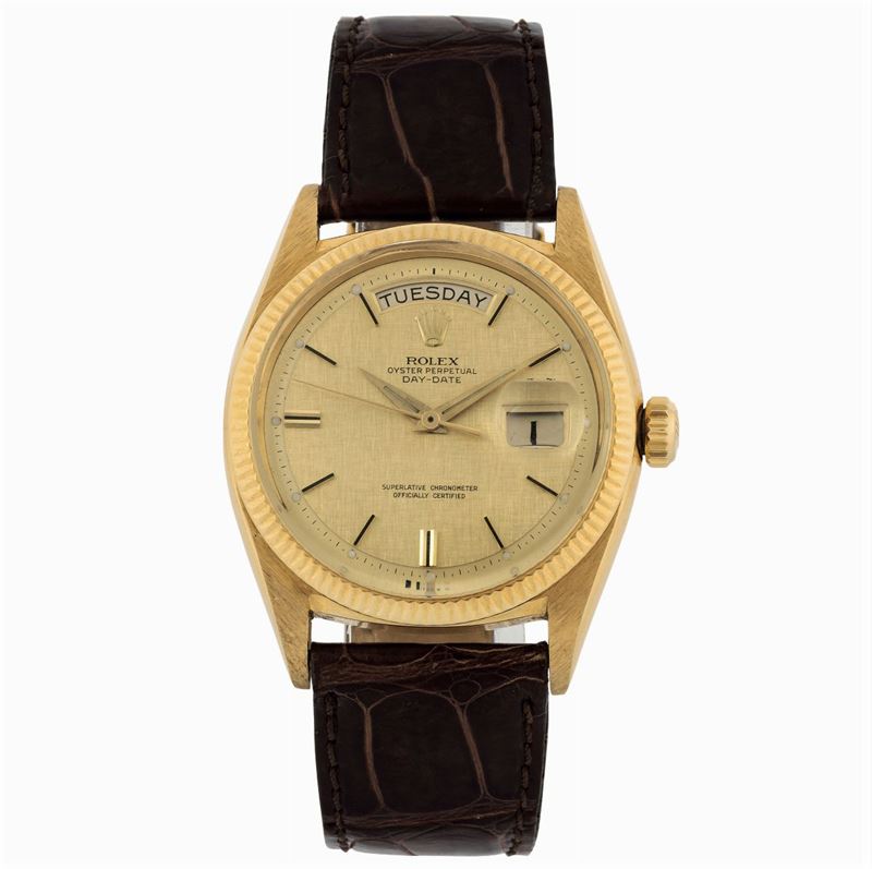 Rolex, Oyster Perpetual, Day-Date, Superlative Chronometer, Officially Certified, Ref. 6611. Fine and rare, tonneau-shaped, center seconds, self-winding, water-resistant, 18K yellow gold wristwatch with day and date. Made circa 1960.  - Auction wrist and pocket watches - Cambi Casa d'Aste