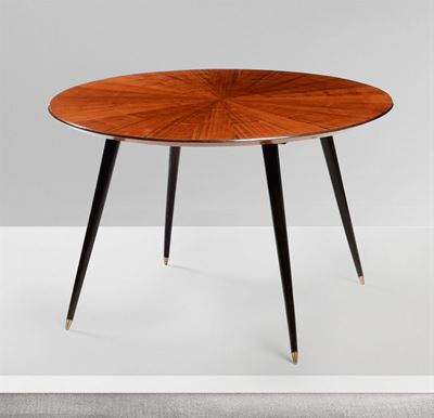 Tavolo con Struttura in Legno Ebanizzato e Legno. Dettagli in Ottone.