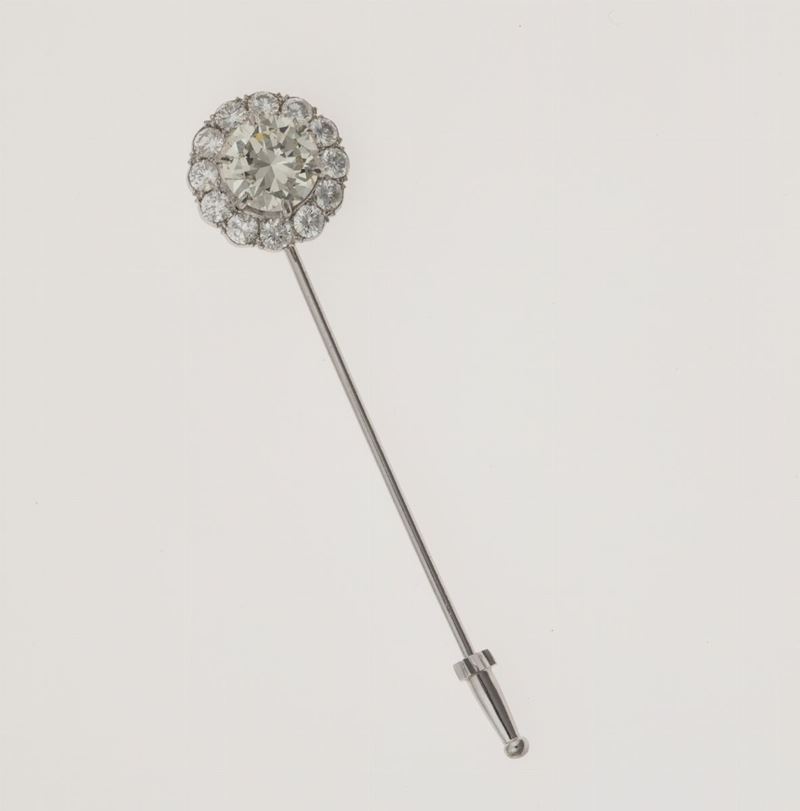 Brilliant-cut diamond tiepin. Gemmological Report R.A.G. Torino n. DV19040  - Auction Fine Jewels - II - Cambi Casa d'Aste