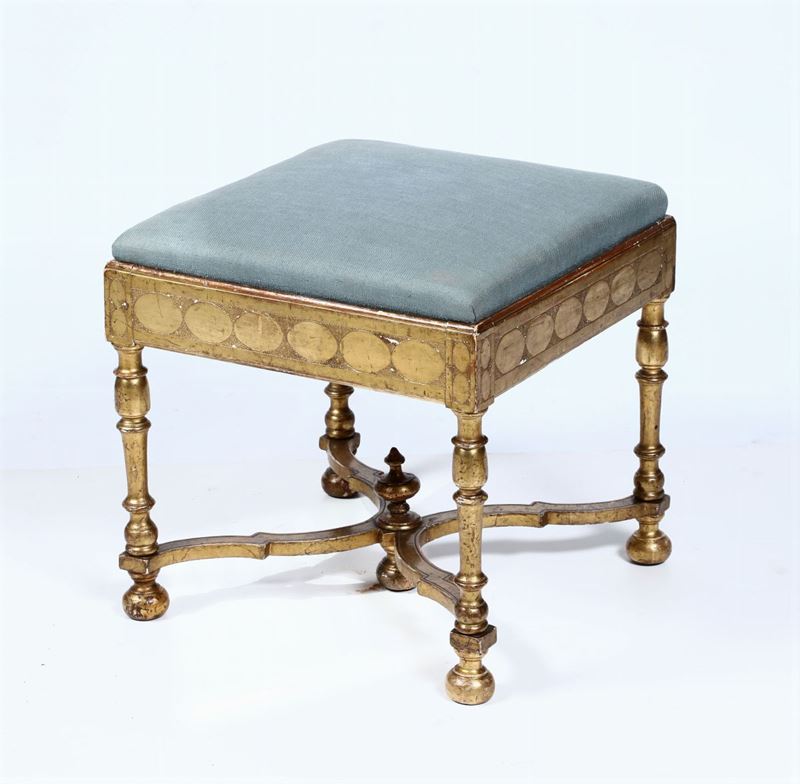 Panchetto in legno dorato, XIX secolo  - Asta Arredi, Dipinti e Oggetti d'Arte - Cambi Casa d'Aste