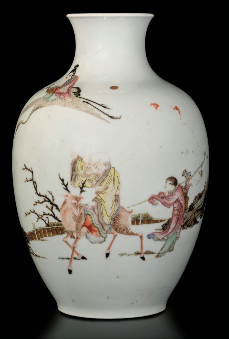 A porcelain vase, China, Qing Dynasty  - Auction Fine Chinese Works of Art - Cambi Casa d'Aste