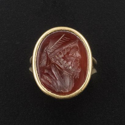 Cornelian and gold ring  - Auction Fine Coral Jewels - I - Cambi Casa d'Aste