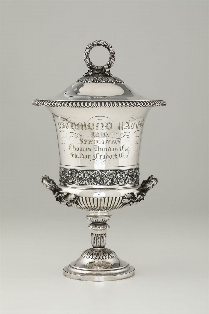 Grande Trofeo Ippico in Argento Fuso, Sbalzato e Cesellato Londra 1819, Argentiere Philip Rundell
