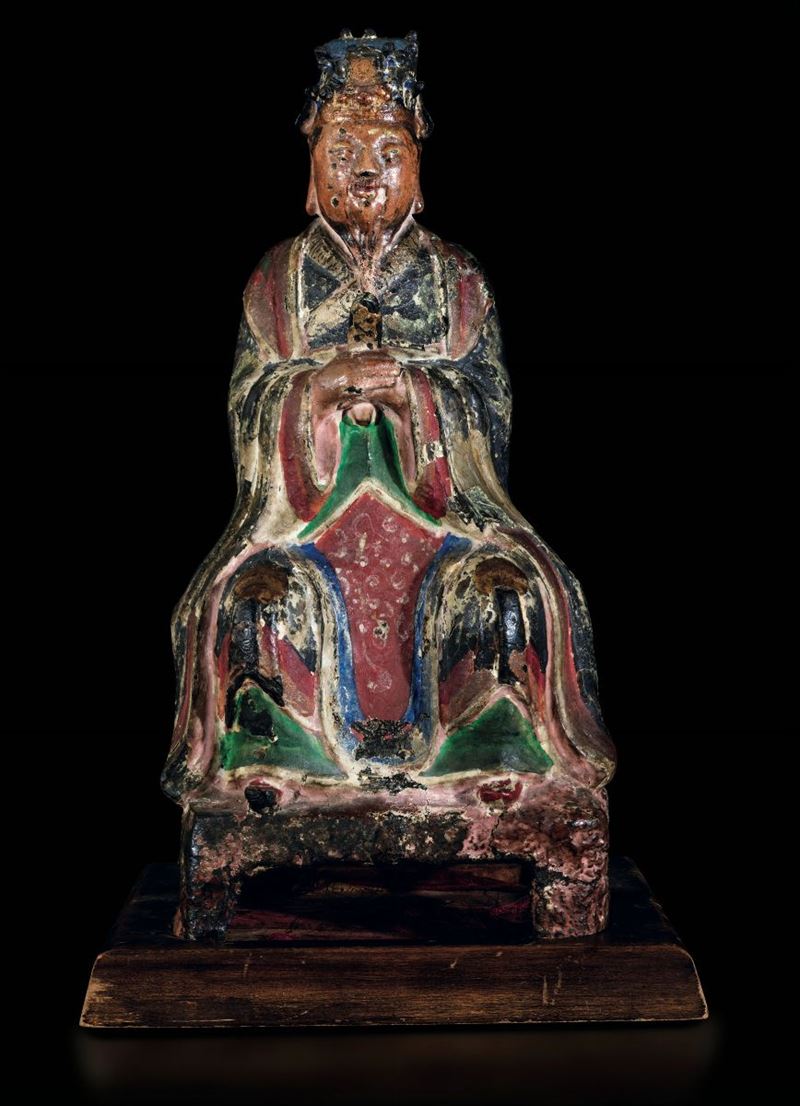 Figura di saggio seduto in bronzo policromo, Cina, Dinastia Ming (XIV-XVII secolo)  - Asta Fine Chinese Works of Art - Cambi Casa d'Aste