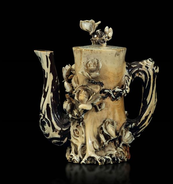 An ivory teapot, China, Qing Dynasty, 19th century