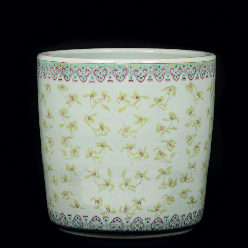 A Pink Family cachepot, China, Qing Dynasty  - Auction Fine Chinese Works of Art - Cambi Casa d'Aste