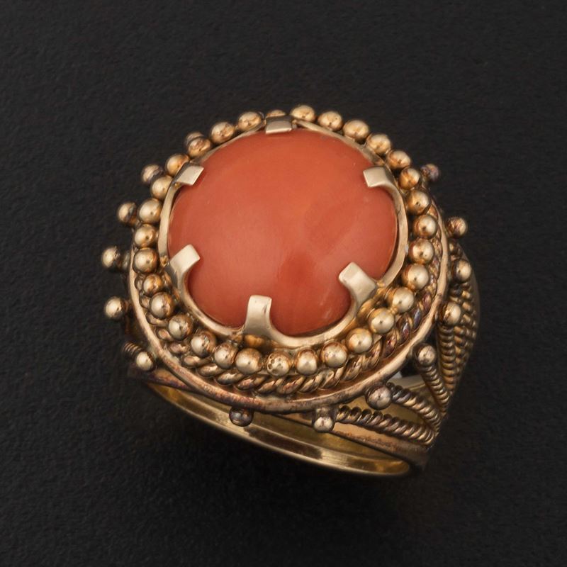 Coral and gold ring  - Auction Fine Coral Jewels - I - Cambi Casa d'Aste