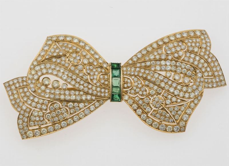 Diamond and emerald brooch  - Auction Fine Jewels - II - Cambi Casa d'Aste