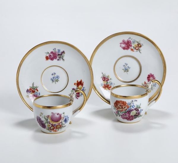Coppia di tazzine con piattini Meissen, primi decenni del XIX secolo
