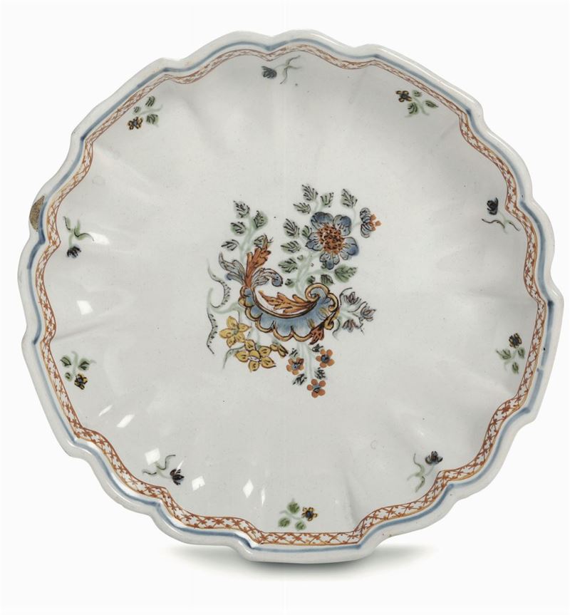 Piatto fondo Sassuolo, manifattura Dallari, fine del XVIII secolo  - Auction Majolica and Porcelain - Cambi Casa d'Aste