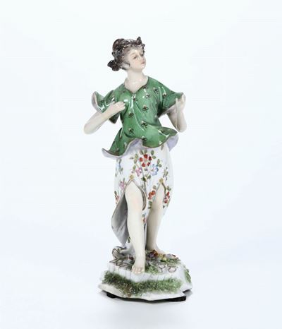 Figurina di Giovane Donna Turingia, Manifattura di Volkstedt-rudolstadt, 1900 Circa