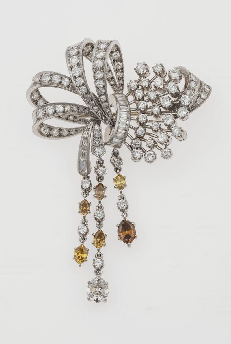 Spilla “fiocco” con diamanti e diamanti fancy brown  - Auction Fine Jewels - Cambi Casa d'Aste