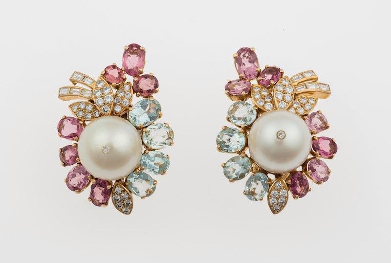 Orecchini con perle coltivate, diamanti, tormaline ed acquamarine  - Asta Spring Jewels - I - Cambi Casa d'Aste