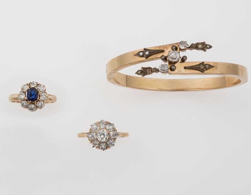 Lotto composto da due anelli ed un bracciale rigido con diamanti di vecchio taglio  - Auction Jewels and Corals | Time Auction - Cambi Casa d'Aste