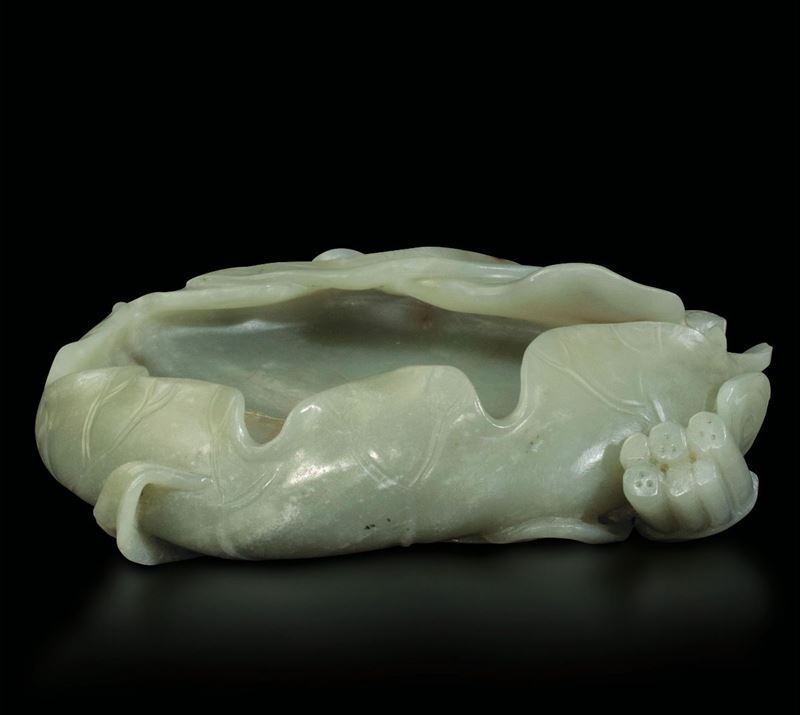 A Celadon jade brush bowl, China, Qing Dynasty  - Auction Fine Chinese Works of Art - Cambi Casa d'Aste