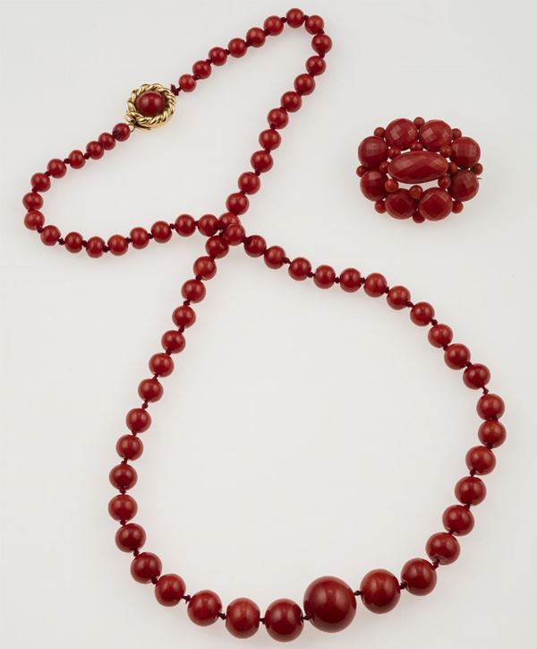 Group of coral and gold jewellery
