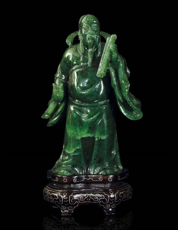 Figura di Li Pai con scroll scolpita in giada spinacio, Cina, inizi XX secolo