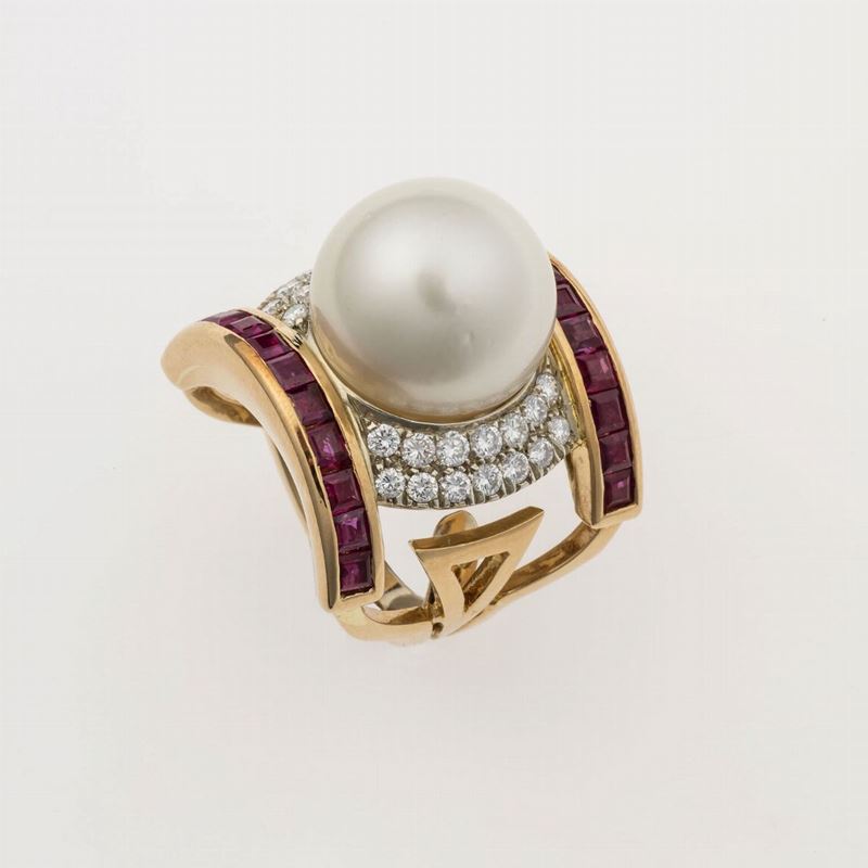 Cultured pearl, diamond, ruby and gold ring. Signed Repossi  - Auction Fine Jewels  - Cambi Casa d'Aste