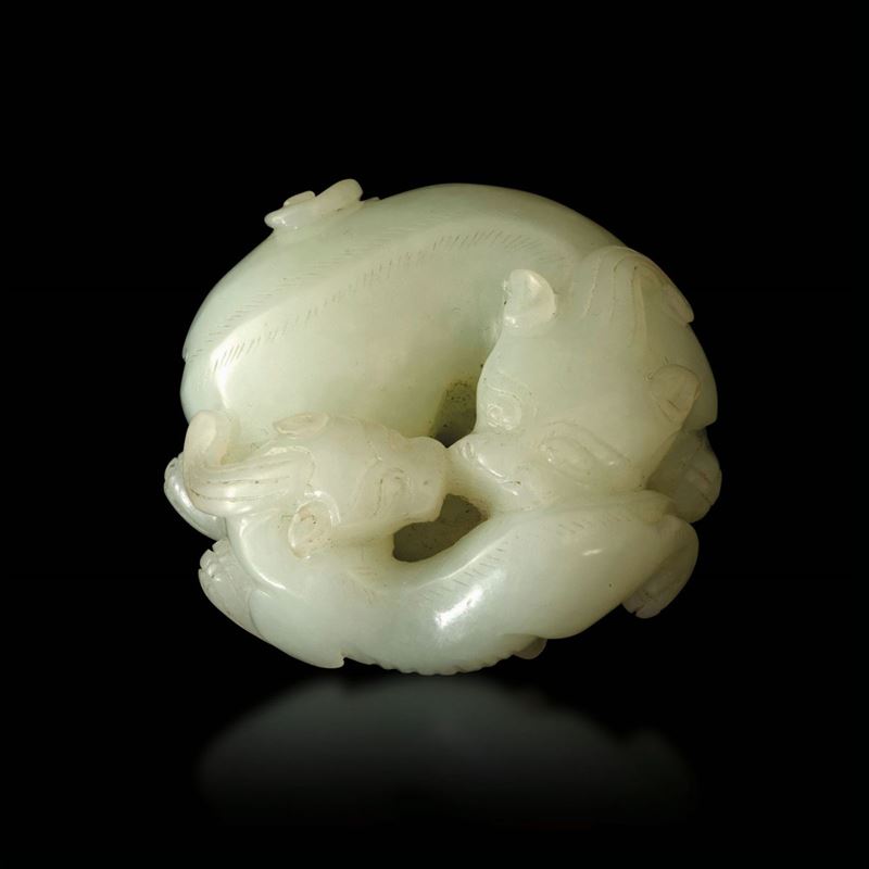 A white jade group, China, Qing Dynasty  - Auction Fine Chinese Works of Art - Cambi Casa d'Aste