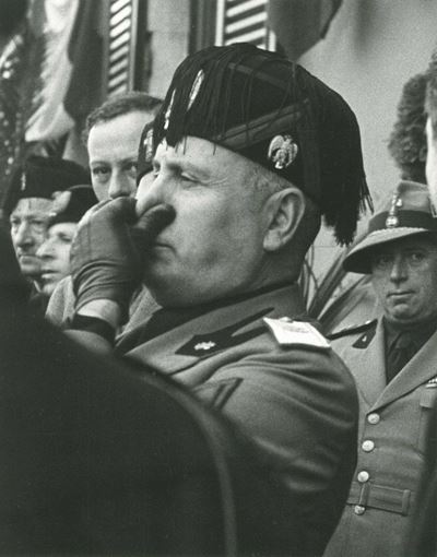 Lucien Aigner (1901-1999)mussolini a Stresa