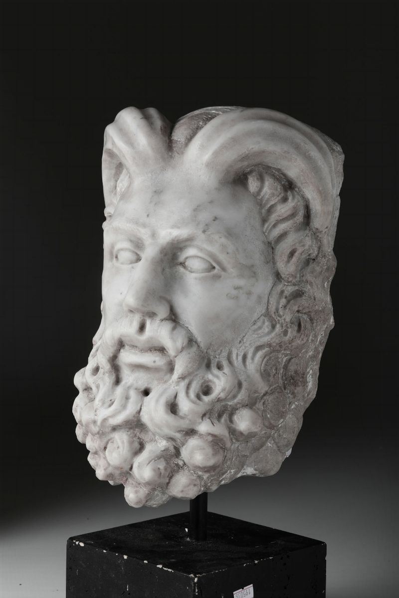 Testa di Satiro in Marmo Bianco. Scultore Barocco del XVII-XVIII Secolo