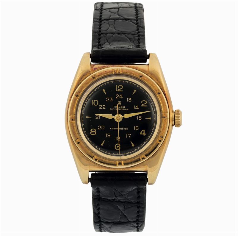 ROLEX, Oyster Perpetual, Chronometre, BUBBLE BACK, case No. 55243, Ref. 3372.  Fine and rare, tonneau-shaped, water-resistant, self-winding, center seconds, 18K yellow gold  wristwatch with original gold plated  buckle. Made in the 1940's.  - Auction wrist and pocket watches - Cambi Casa d'Aste