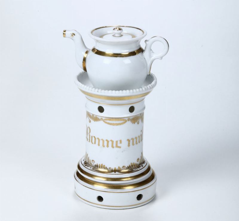 Una veilleuse Francia, probabilmente Parigi. XIX secolo  - Auction Ceramics - Cambi Casa d'Aste
