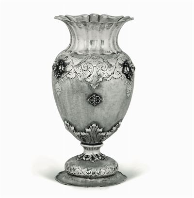 Vaso in Argento Fuso e Cesellato, Argenteria Artistica Italiana del XX Secolo